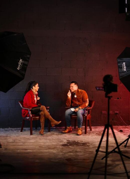 Edwin Luna y Kimberly Flores