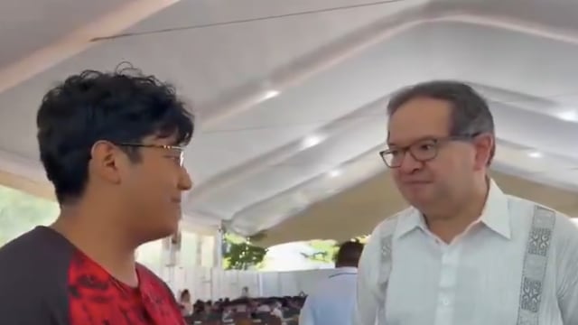 Aspirante da su opinión a Leonardo Lomelí sobre examen de control de la UNAM en Oaxaca