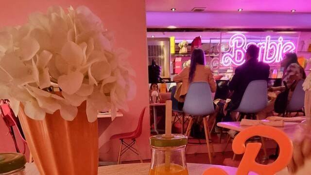 Cafetería de Barbie en el Hotel W de Polanco