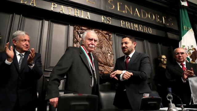 Carlos Payán recibe la Medalla Belisario Domínguez