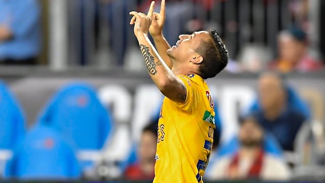 Dueñas fue el héroe del partido con 2 goles