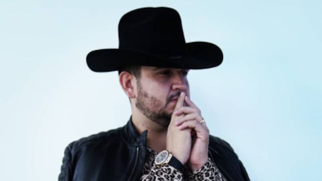 Edén Muñoz, vocalista 'Calibre 50'.