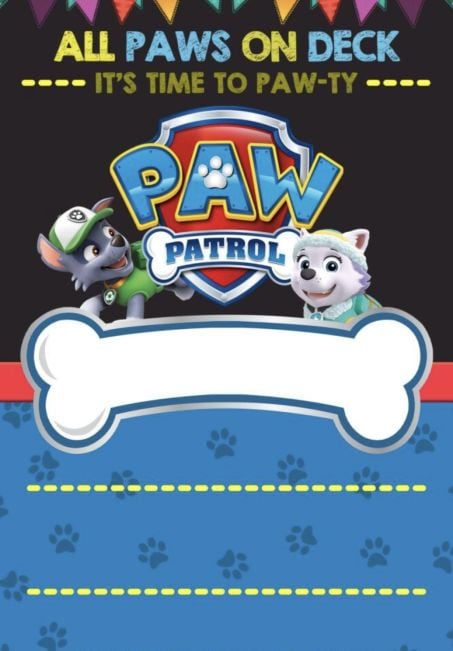 Tarjeta de Paw Patrol de graduación con Rocky y Everest