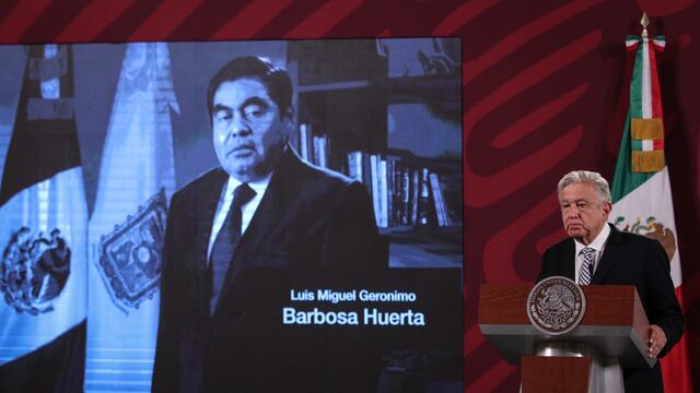 Miguel Barbosa propuso la idea de la Marcha del Pueblo, asegura AMLO