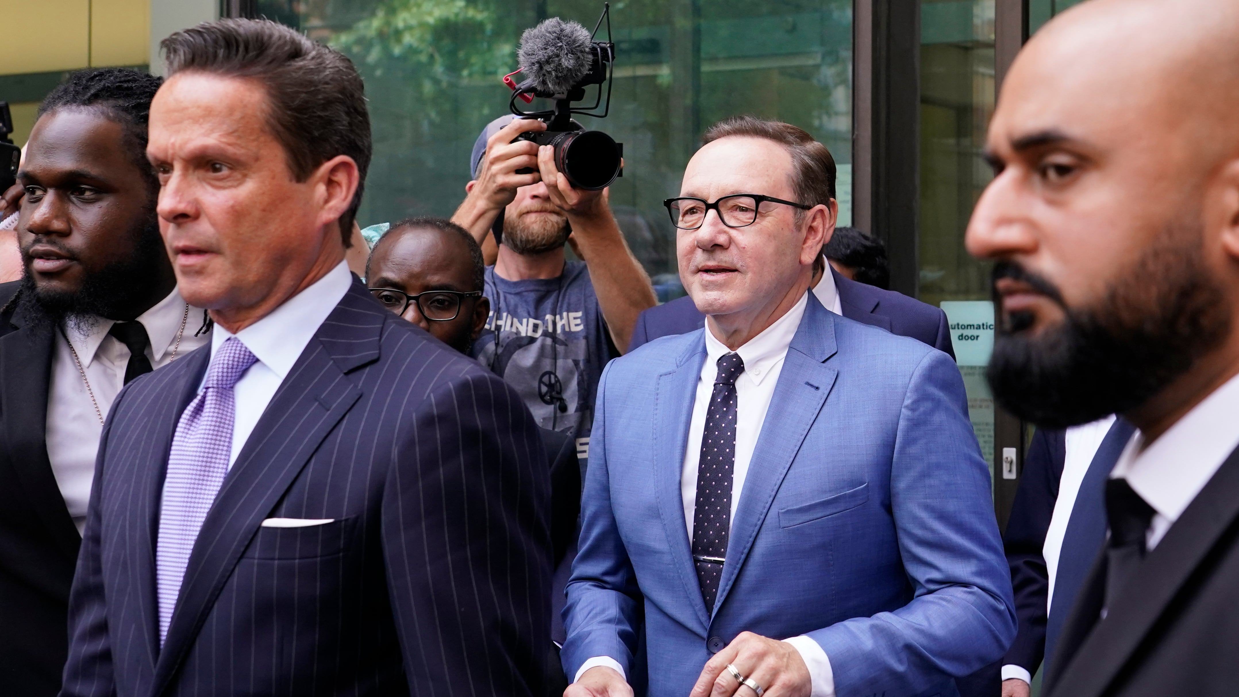 Kevin Spacey comparece ante un tribunal en Londres y queda en libertad bajo fianza