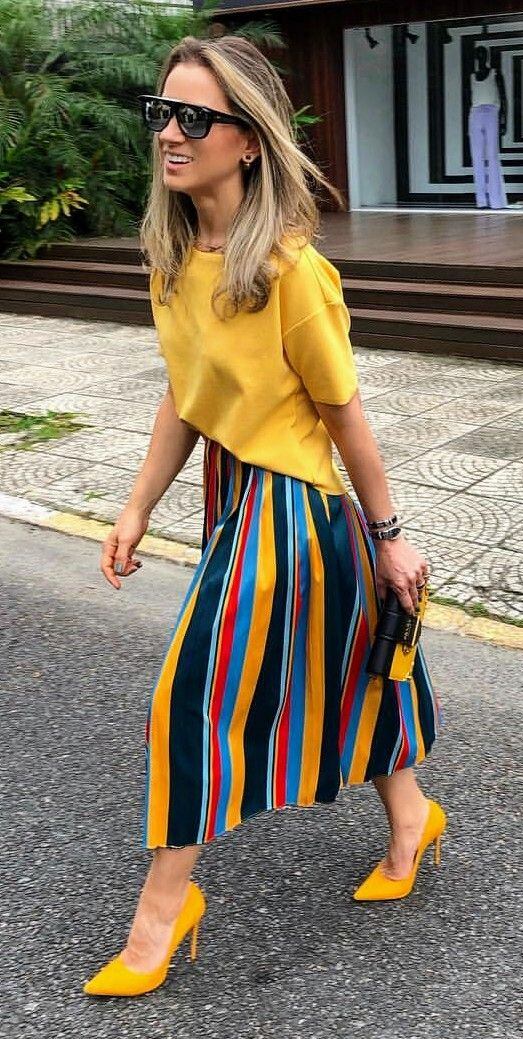 Colores tendencia en verano 2023: Amarillo