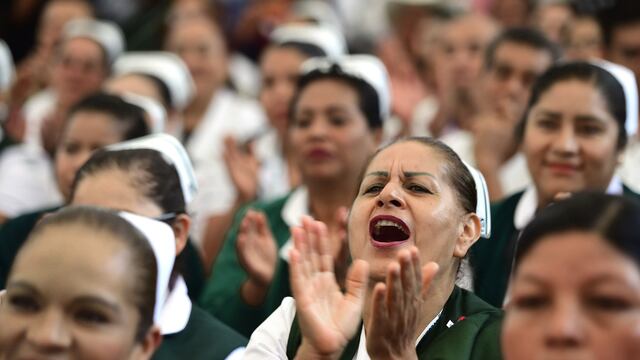 Diagnostica IMSS VIH por "contagio homosexual".