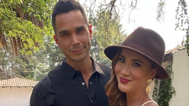 Mariazel junto a Adrián Rubio