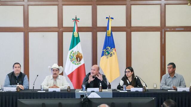 Enrique Alfaro anuncia apoyos para productores del campo