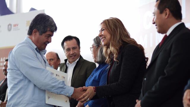 Ariadna Selene Aguilar Amaya, Oficial Mayor de Educación de Veracruz.