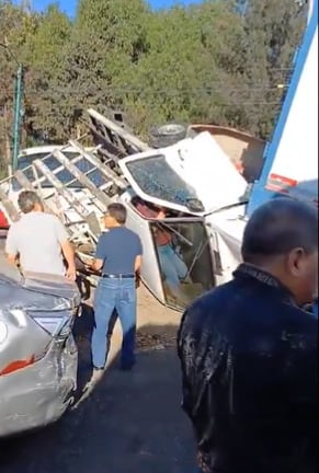 Choque múltiple en la autopista México-Querétaro, en Cuautitlán Izcalli