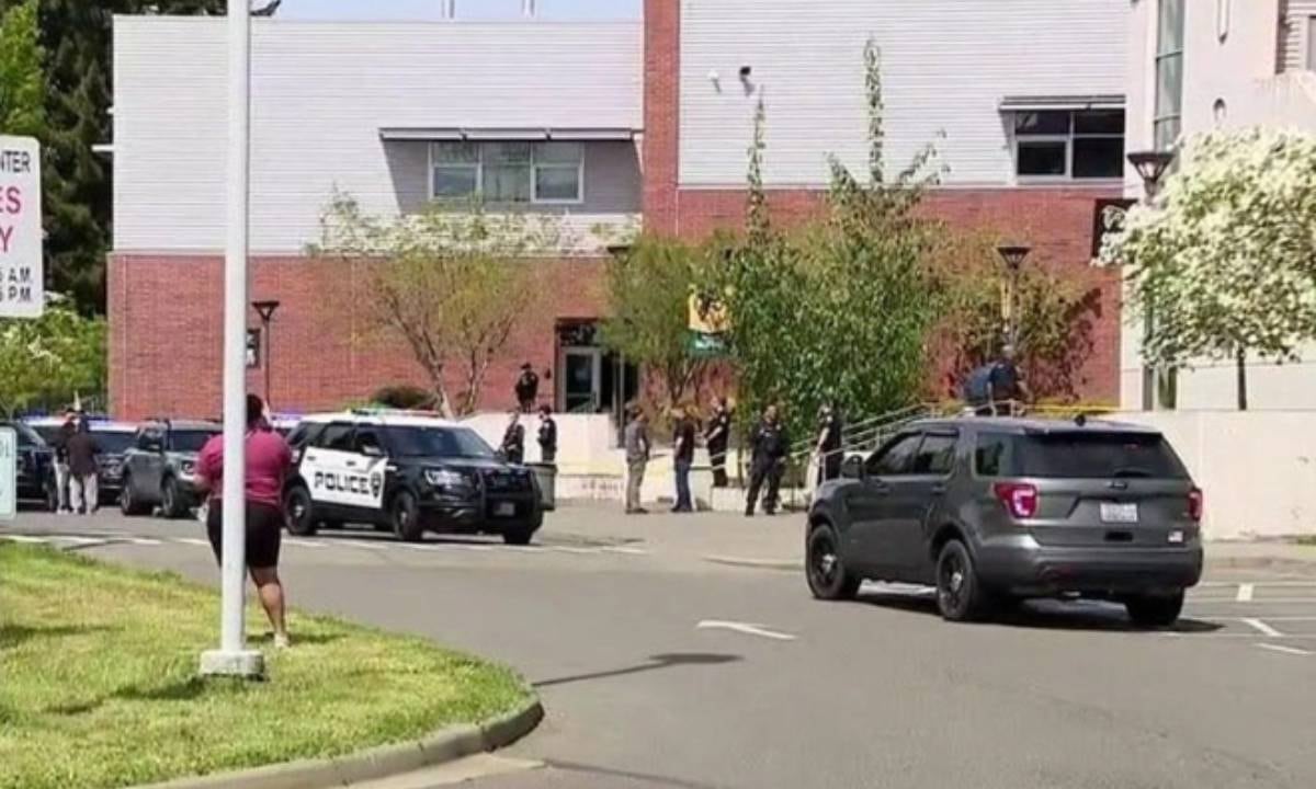 Apuñalamiento múltiple en escuela de Washington