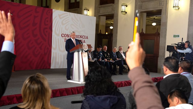 El presidente responde preguntas de la prensa en Palacio Nacional