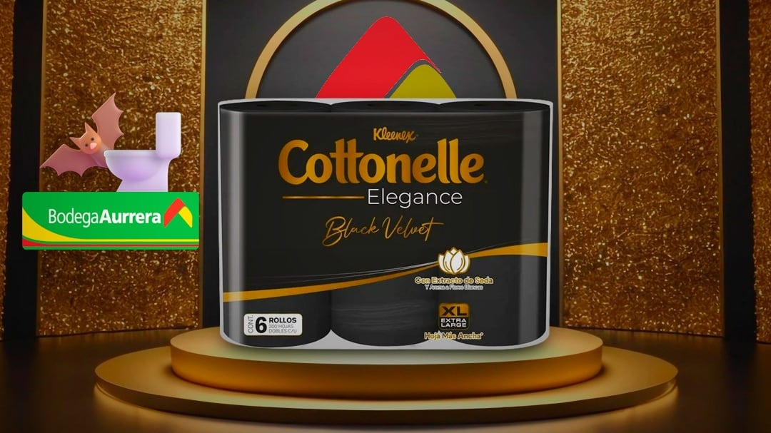 El papel higiénico Cotonelle de color negro que puedes comprar en Bodega Aurrera en un precio menor a los 100 pesos