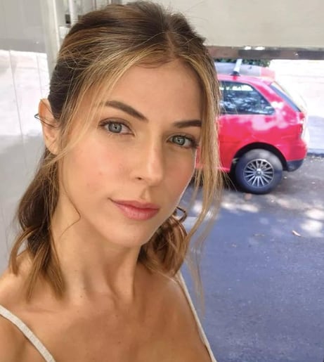 Stephanie Cayo