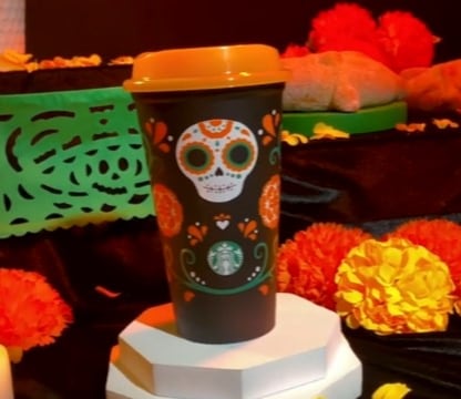 Vaso Día de Muertos en Starbucks