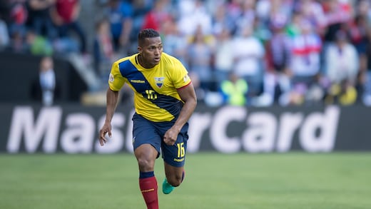 Antonio Valencia sería el fichaje bomba de los Gallos de Querétaro