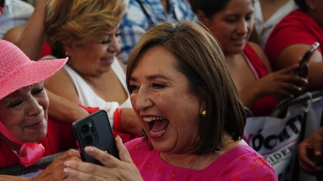 Xóchitl Gálvez se burla de orden del INE