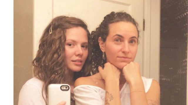 Joy Huerta y Diana Atri