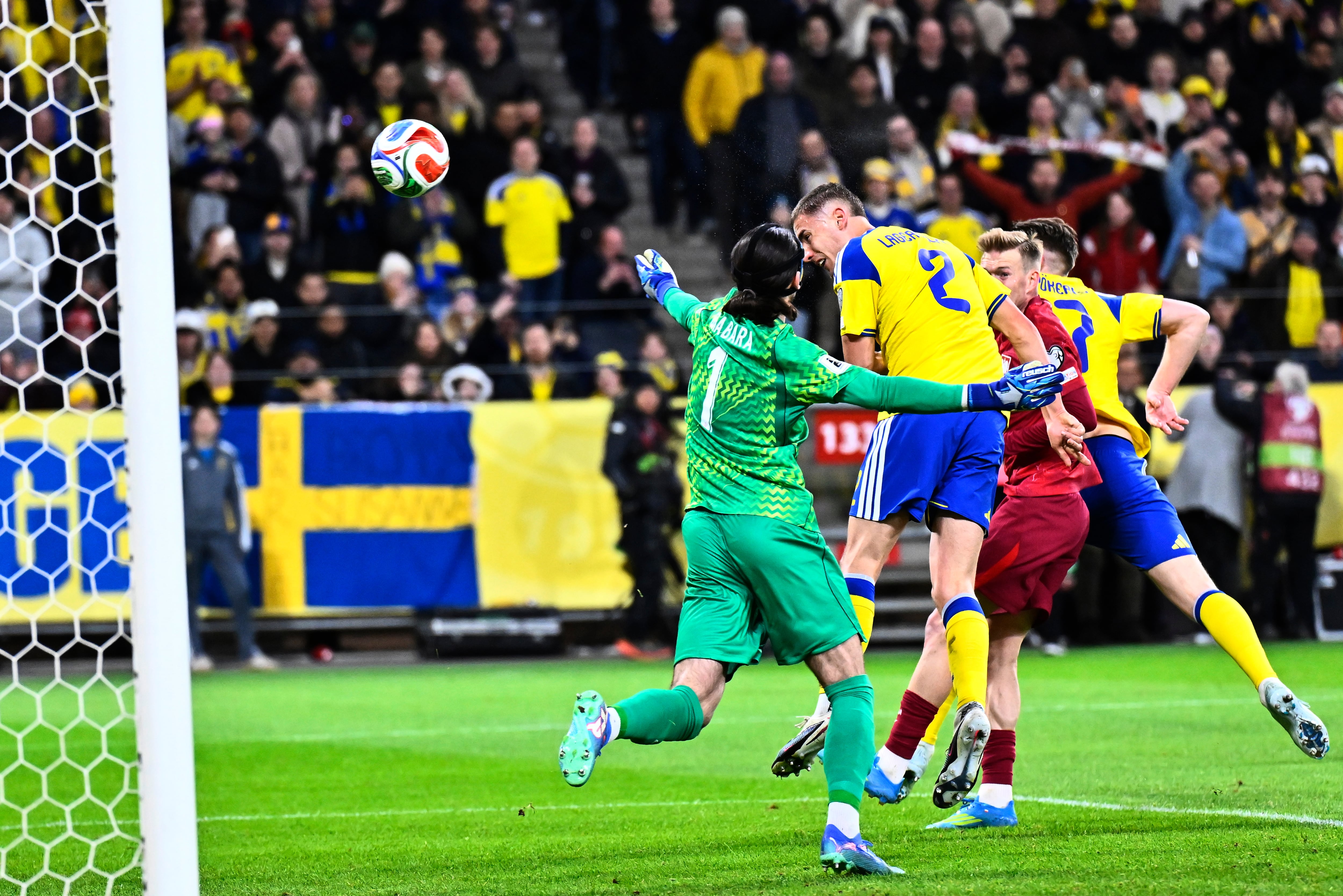 Suecia elimina a Polonia y logra su boleto al Mundial 2026.