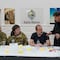 Javier Milei se viste de militar y rechaza ayuda para damnificados de Bahía Blanca