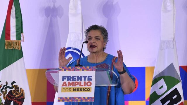 Beatriz Paredes conquistó a Monterrey tras mencionar a empresarios