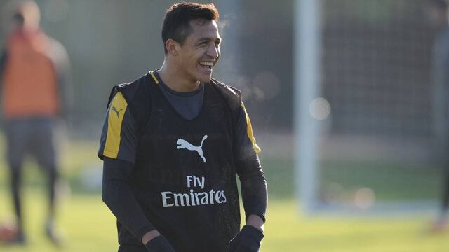Sánchez entrenado con los Gunners.
