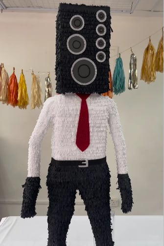 Piñata de Skibidi Toilet
