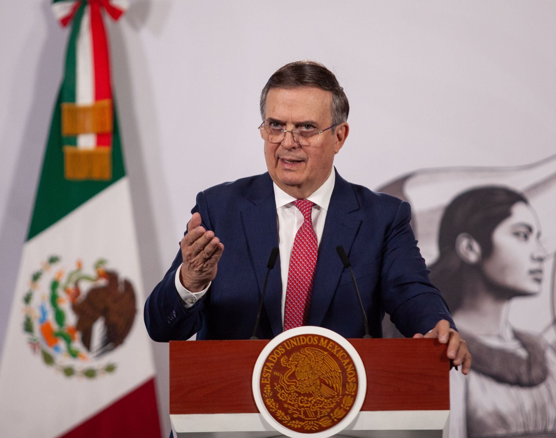 Ebrard descartó que Guadalajara pueda perder la sede para el Mundial 2026