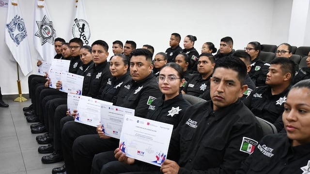 Monterrey capacita a cadetes en inglés al Mundial 2026.