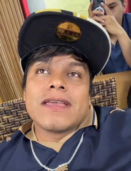 Criss Ángel ‘Babuino’, podcaster en Pláticas del Mal