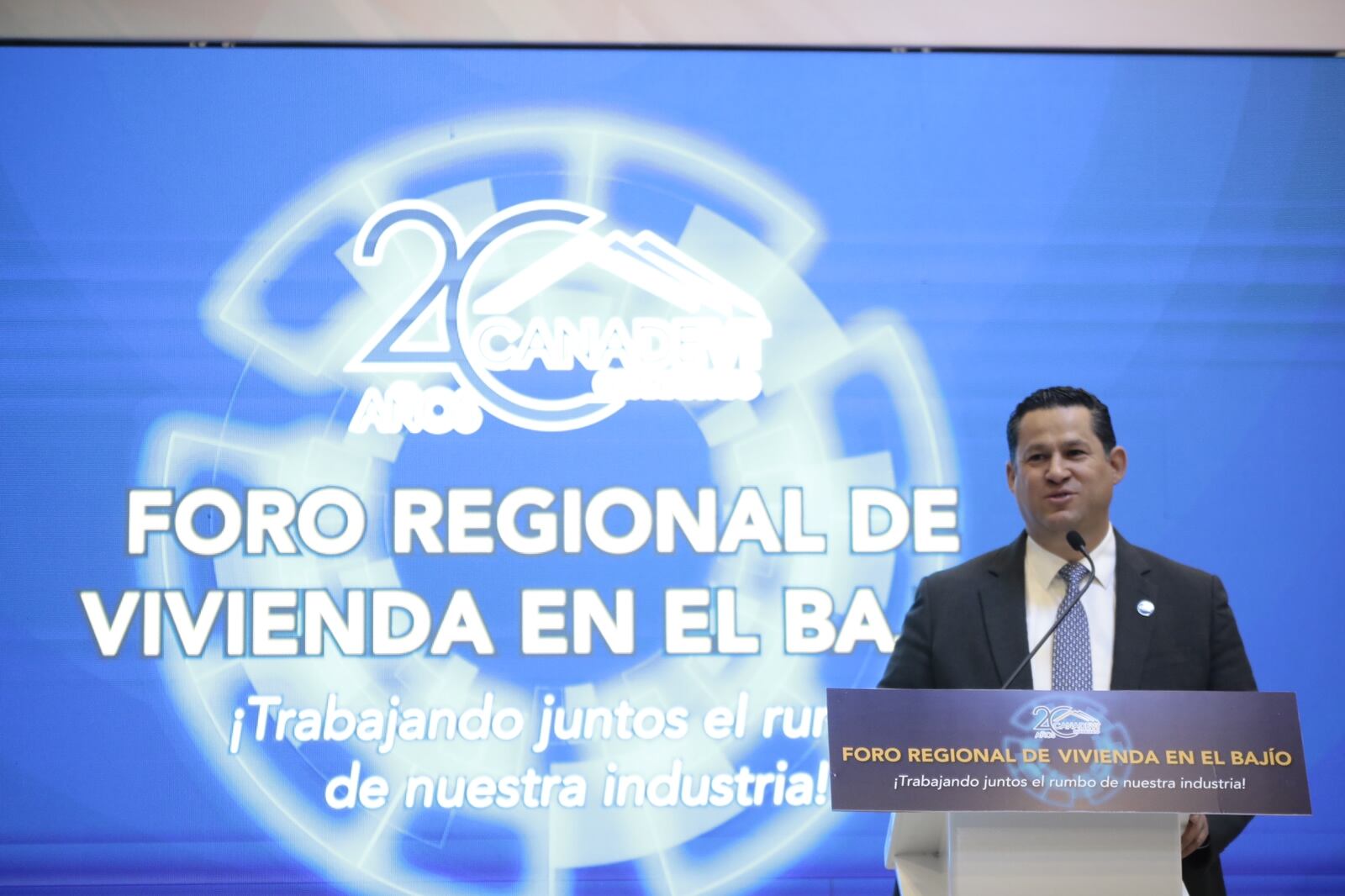 Diego Sinhue Rodríguez impulsa vivienda digna en Guanajuato; inaugura Foro Regional de Vivienda en el Bajío