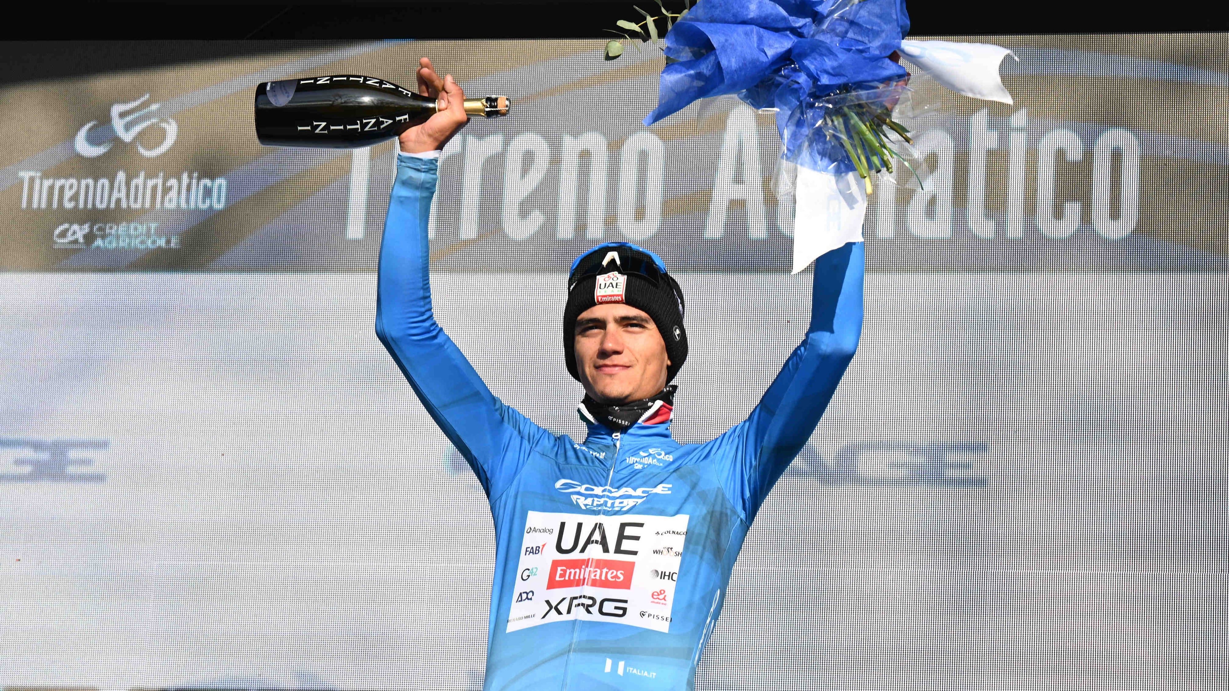 Isaac del Toro es campeón virtual de la Tirreno-Adriático tras ganar la etapa 6