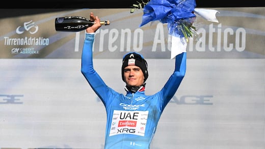 Isaac del Toro es campeón virtual de la Tirreno-Adriático tras ganar la etapa 6