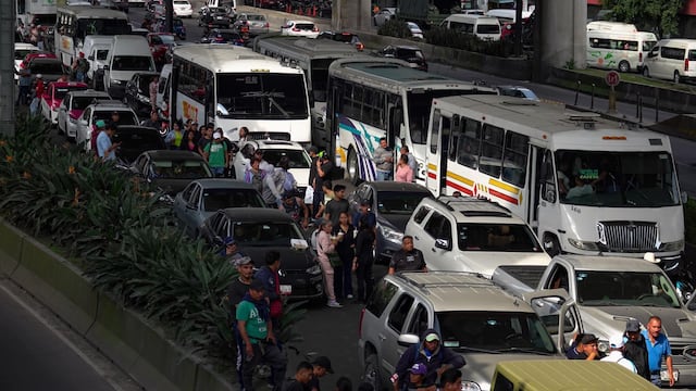 Alianza de Autotransportistas anunció d8versos puntos de partido en 0rotwsta rumbo al Zócalo CDMX