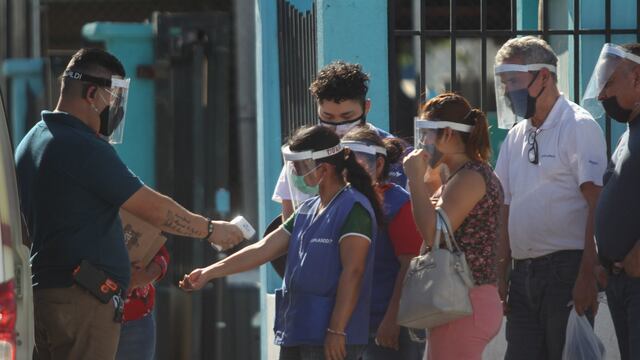 La CDMX eliminó la toma de temperatura en establecimientos