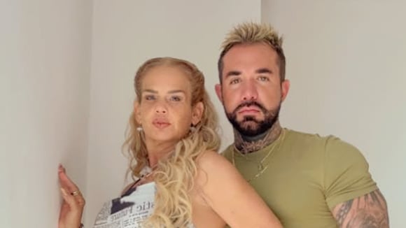 Niurka le presume a los envidiosos que no se separa de su novio ni para ir al baño