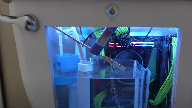 Computadora construida con un baño