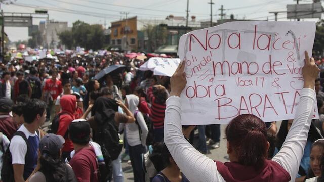 Ayer miles de estudiantes salieron a protestas por el plan interno del IPN. Foto: Saúl Hernández/Cuartoscuro