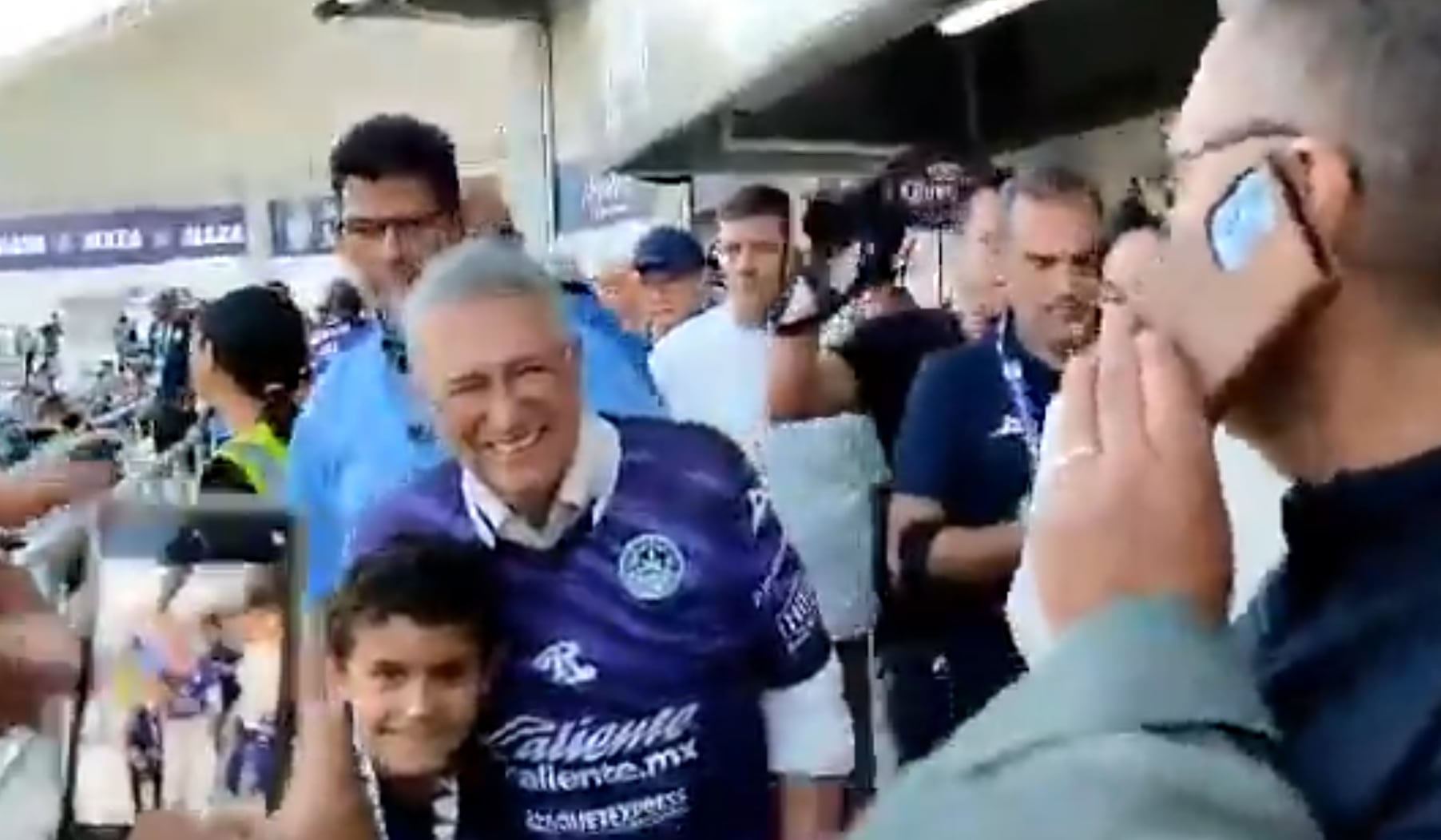 Ricardo Salinas Pliego en el Estadio del Mazatlán FC