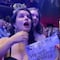 VIDEO: Adele llora en el escenario por una “fiesta de divorcio” durante su concierto