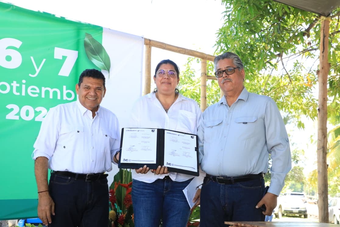Javier May inaugura Expo Forestal 2025
