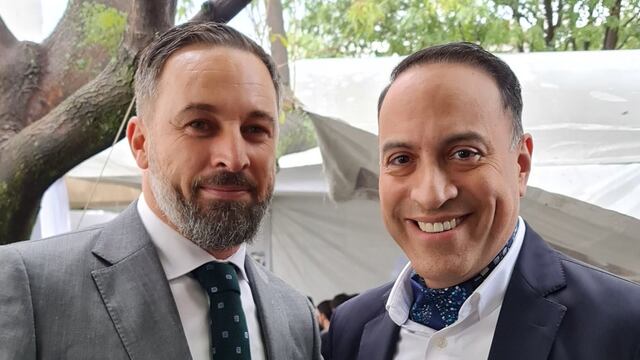 Carlos Mota con Santiago Abascal