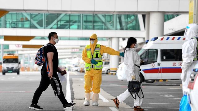 Vuelo internacional en Wuhan