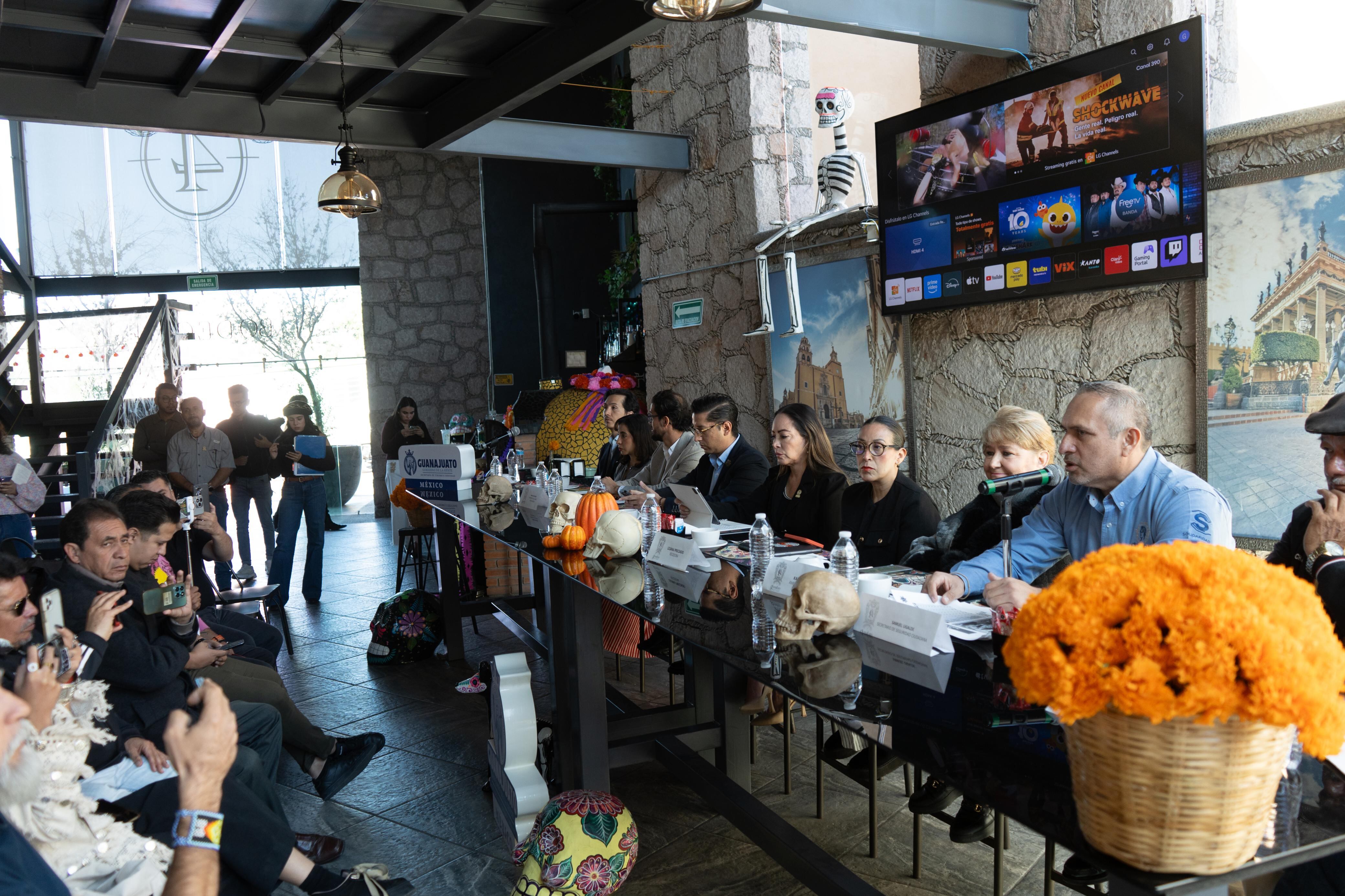 Guanajuato rompe récord con el Festival de Día de los Muertos.