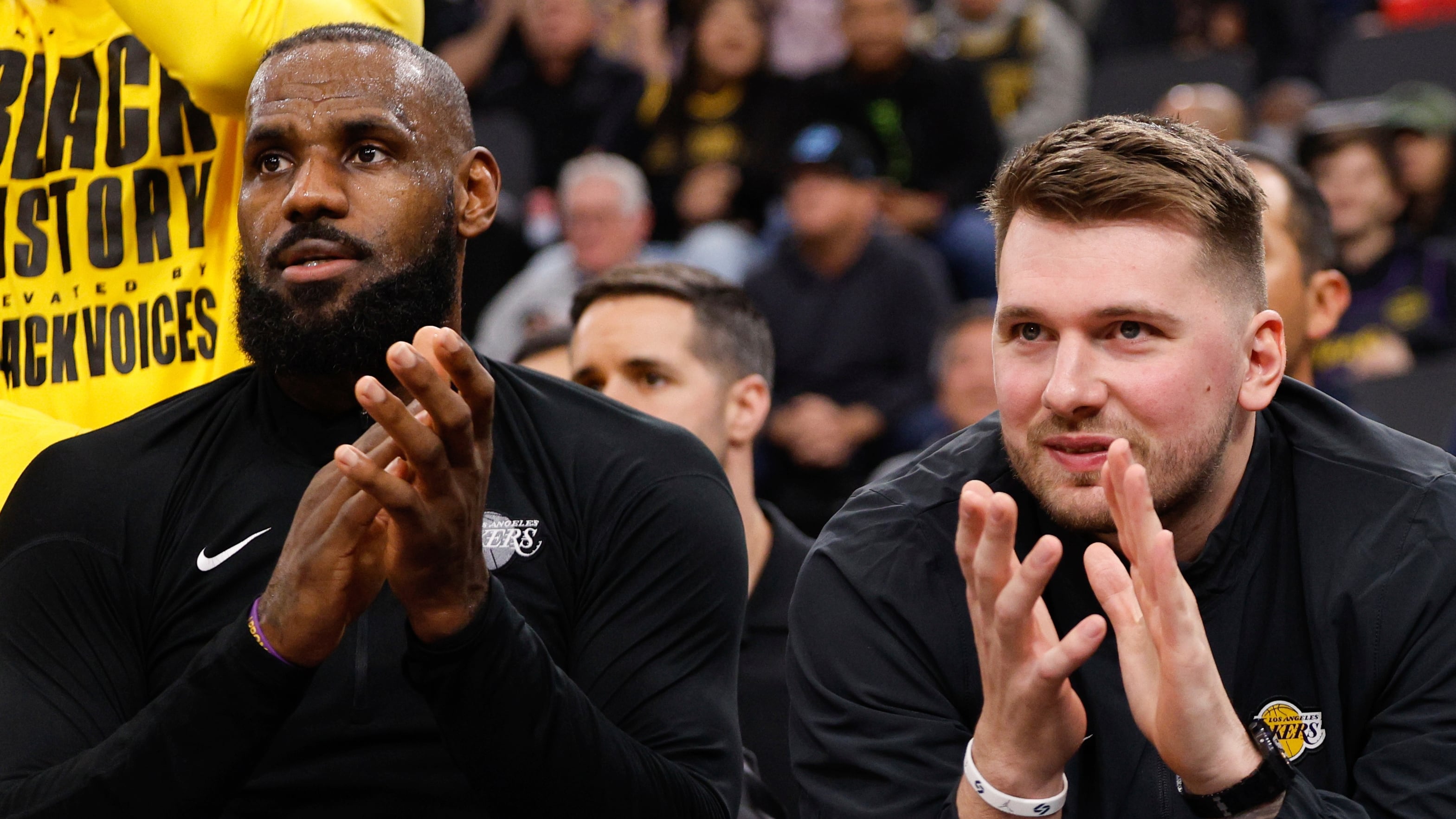 LeBron James y Luka Doncic.