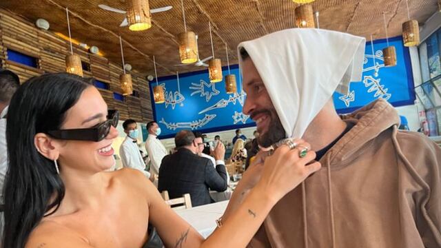 Simon Porte Jacquemus y Dua Lipa