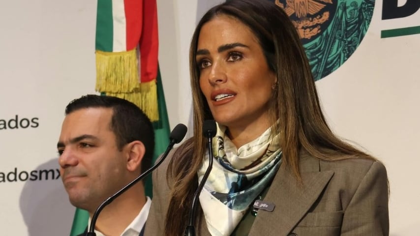 Alessandra Rojo de la Vega respalda iniciativa para atender escuelas públicas