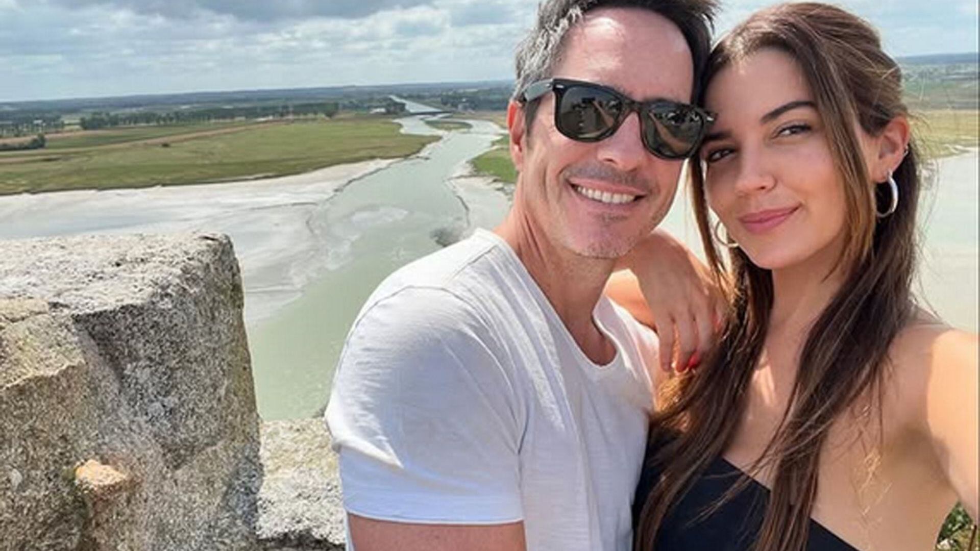 Lorena González y Mauricio Ochmann