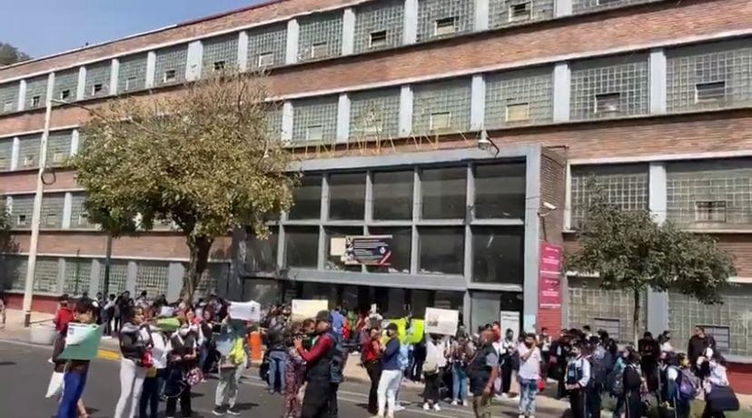 Bloquean Ribera San Cosme y Circuito Interior por desaparición de Dilan Soto; exigen que aparezca con vida